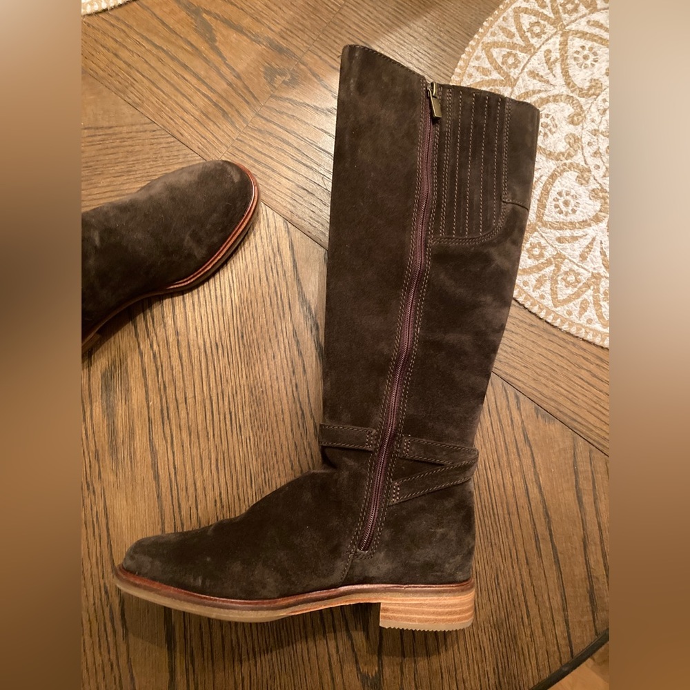 Clark’s brown suede riding boots. Size 7 1/2